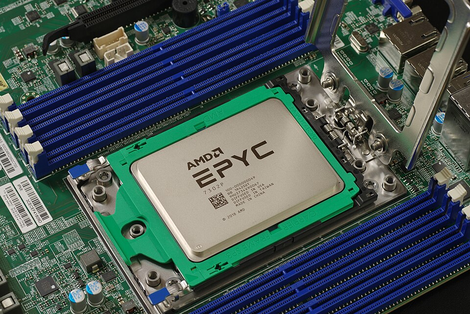 AMD EPYC num socket SP3